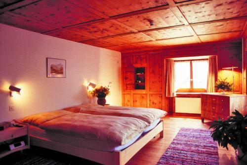 Gasthaus Alte Post Zillis Rum bild