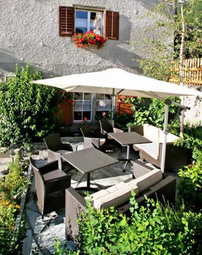 Gasthaus Alte Post Zillis Exteriör bild